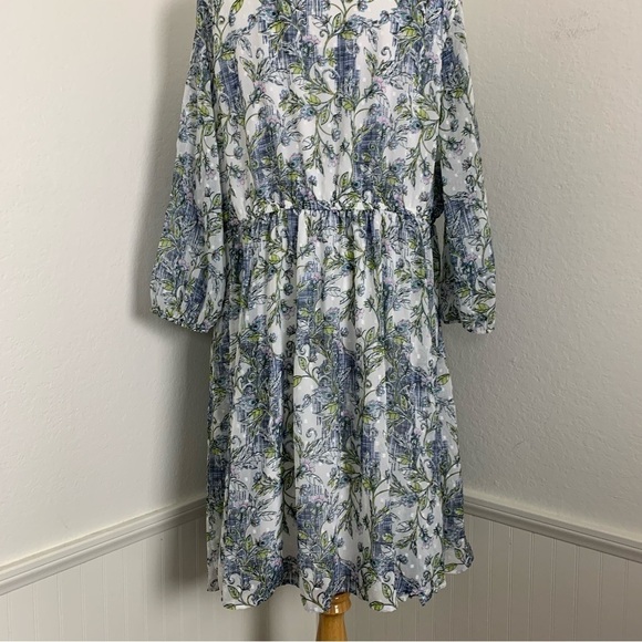 NWT Torrid Mini Clip Dot Front Keyhole Dress Floral Semi Sheer Sleeve Sz 1 - Picture 8 of 14